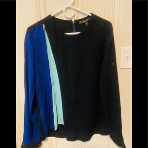 Zipper top with aqua blue underneath